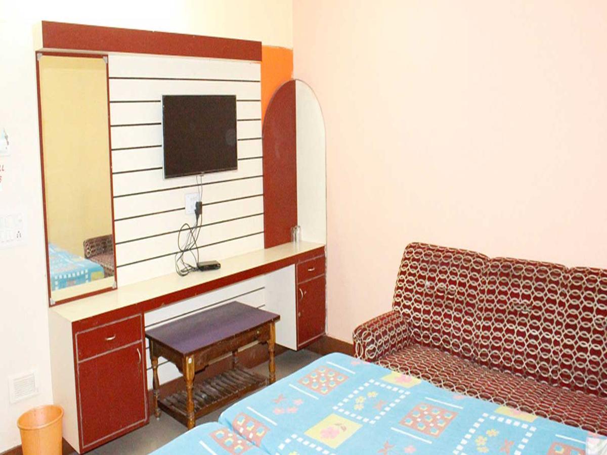 Hotel Anarkali Brahmapur Екстериор снимка