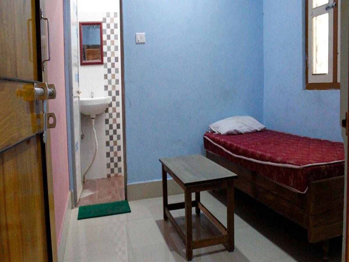 Hotel Anarkali Brahmapur Екстериор снимка